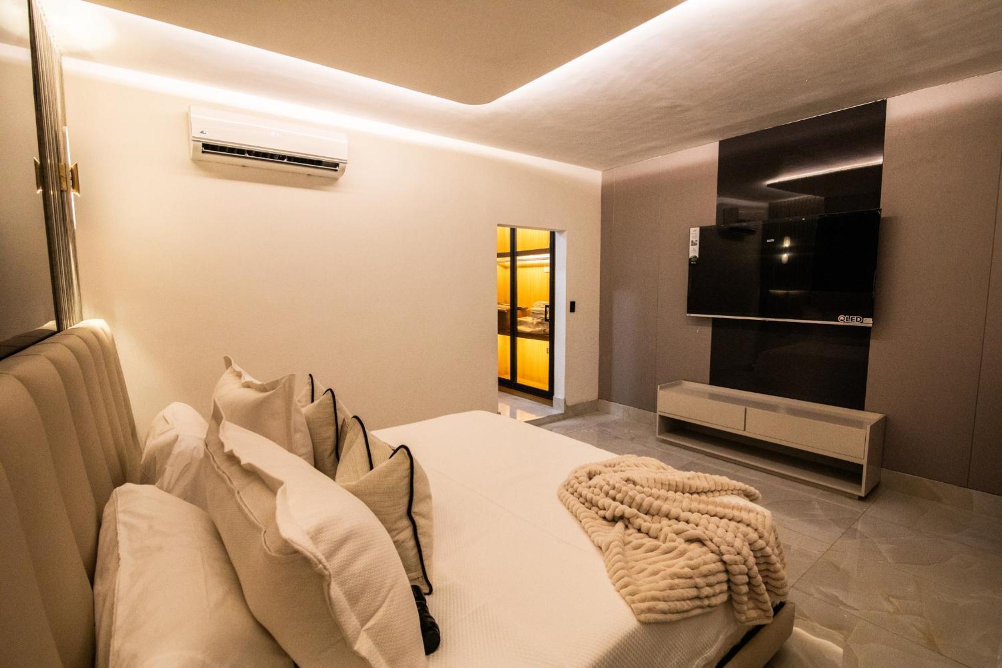 Lovera Hotel Santiago De Los Caballeros Kültér fotó